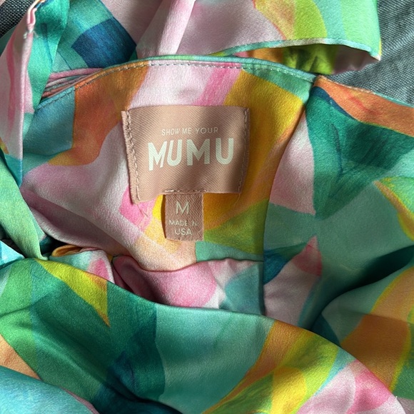 Show Me Your MuMu- Mina Midi Dress
Tropicana Burst Luxe Satin - Picture 4 of 4